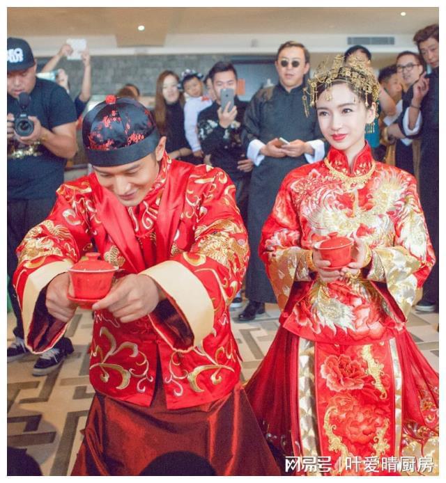 10位明星妻子哪位明星的老婆最漂亮k8凯发一触即发娱乐圈颜值最高的(图23)