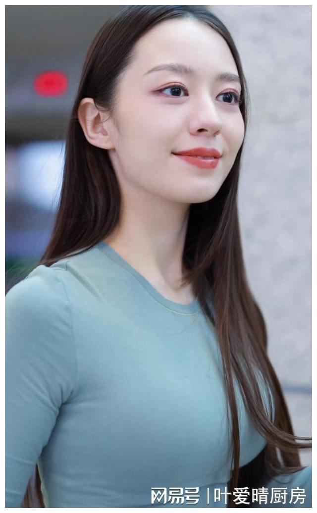 10位明星妻子哪位明星的老婆最漂亮k8凯发一触即发娱乐圈颜值最高的(图31)