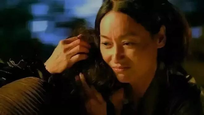 22岁晋升影后中年患抑郁症自杀未遂…凯发k8入口“最美打女”：3岁要饭(图23)