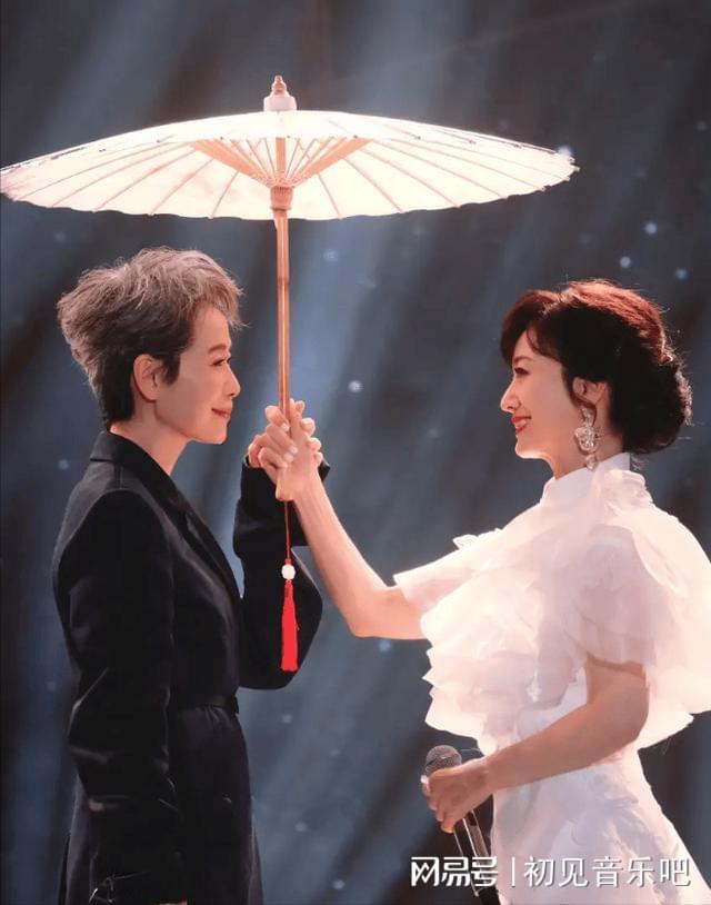 子许仙30年后撒糖竟藏惊天秘密K8凯发天生赢家神仙售后！白娘(图4)